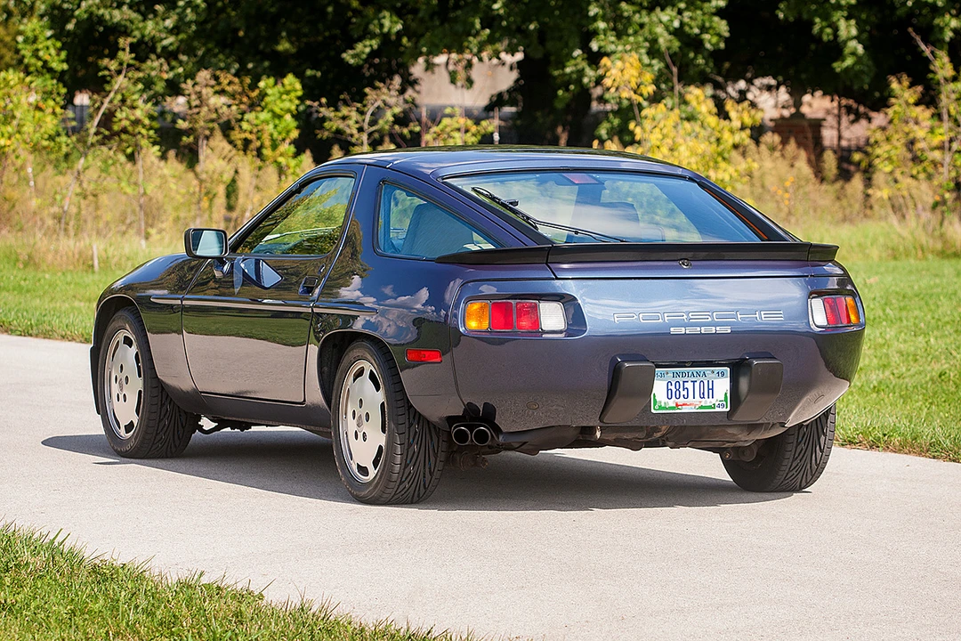 1986 Porsche 928 S - Image 8 of 31