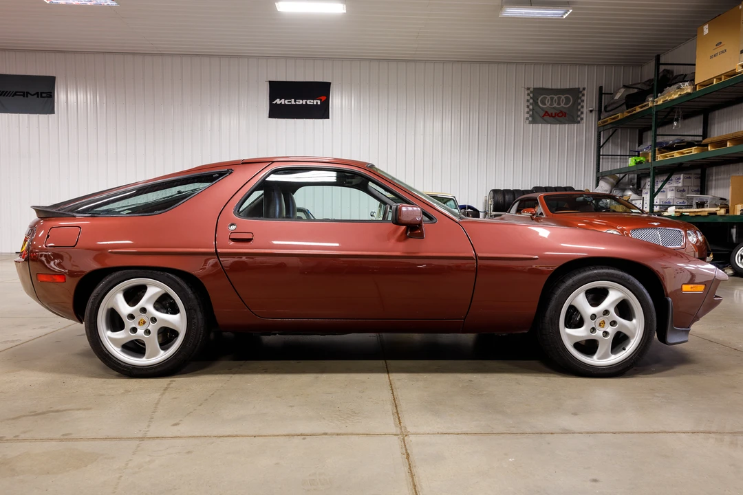 1986 Porsche 928 S - Image 8 of 31