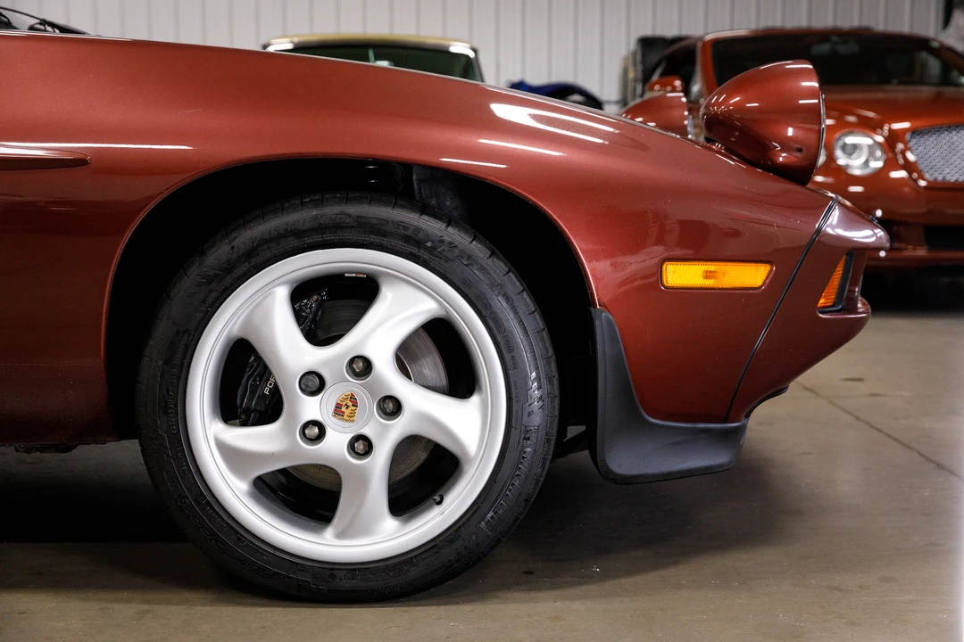 1986 Porsche 928 S - Image 30 of 31