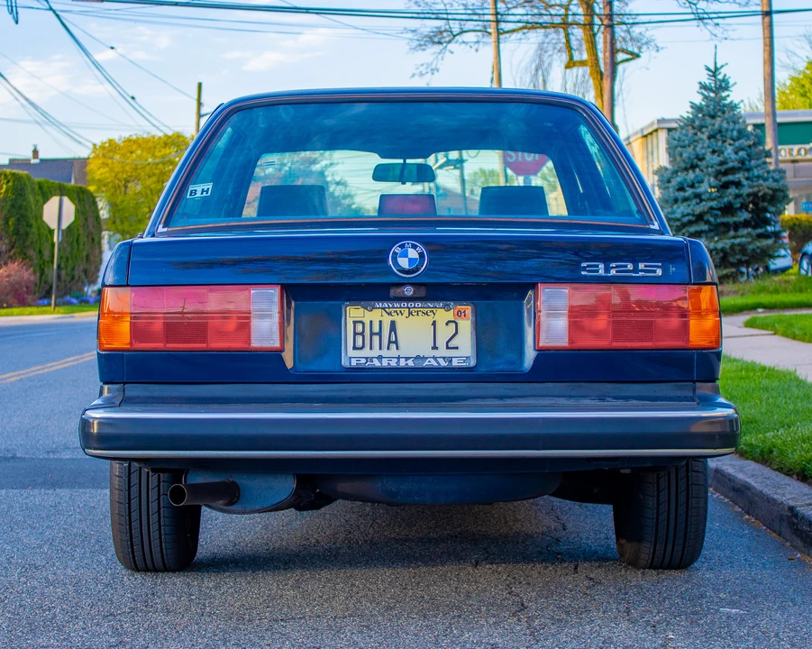 1987 BMW E30 3 Series - Image 7 of 31