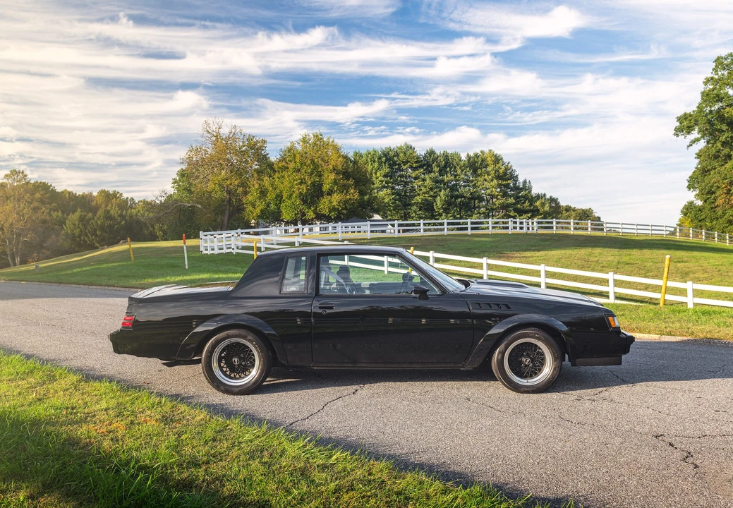 1987 Buick Grand National GNX - Image 5 of 31