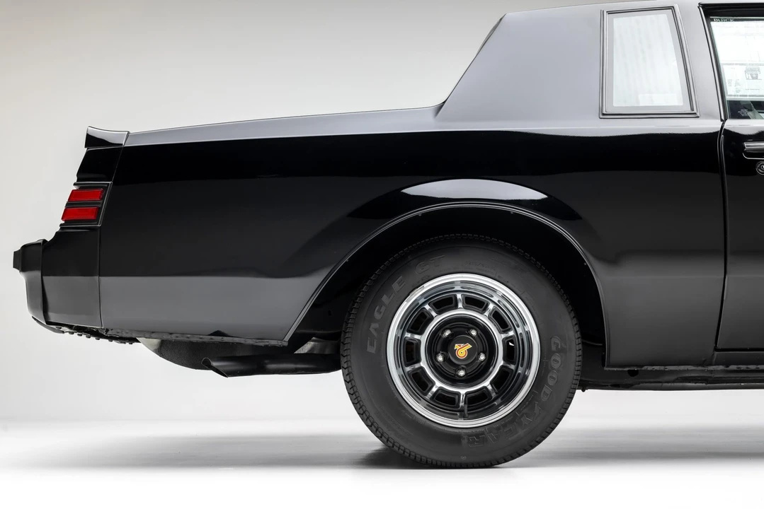 1987 Buick Grand National - Image 21 of 31