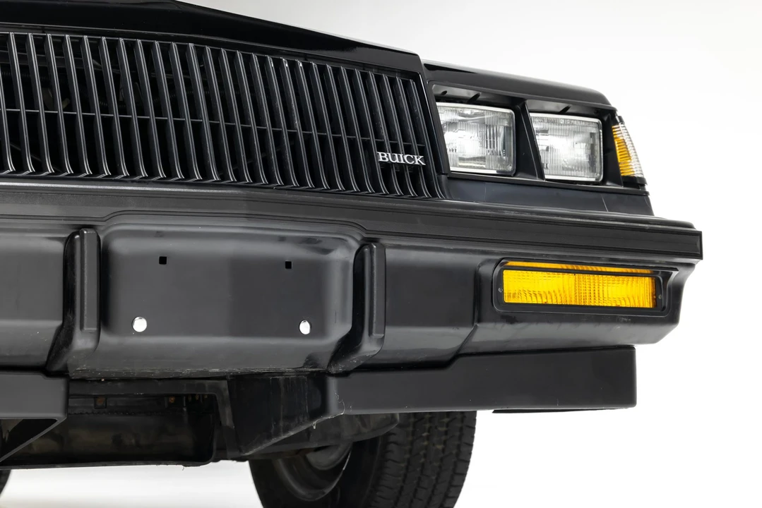 1987 Buick Grand National - Image 26 of 31