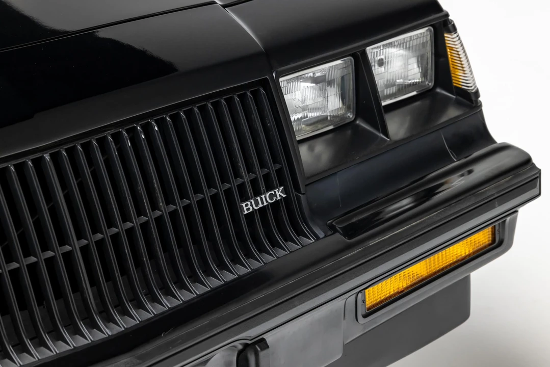 1987 Buick Grand National - Image 27 of 31