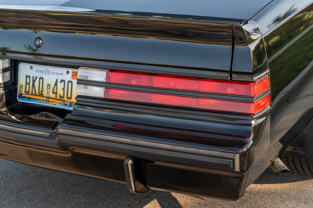 1987 Buick Grand National - Image 21 of 31