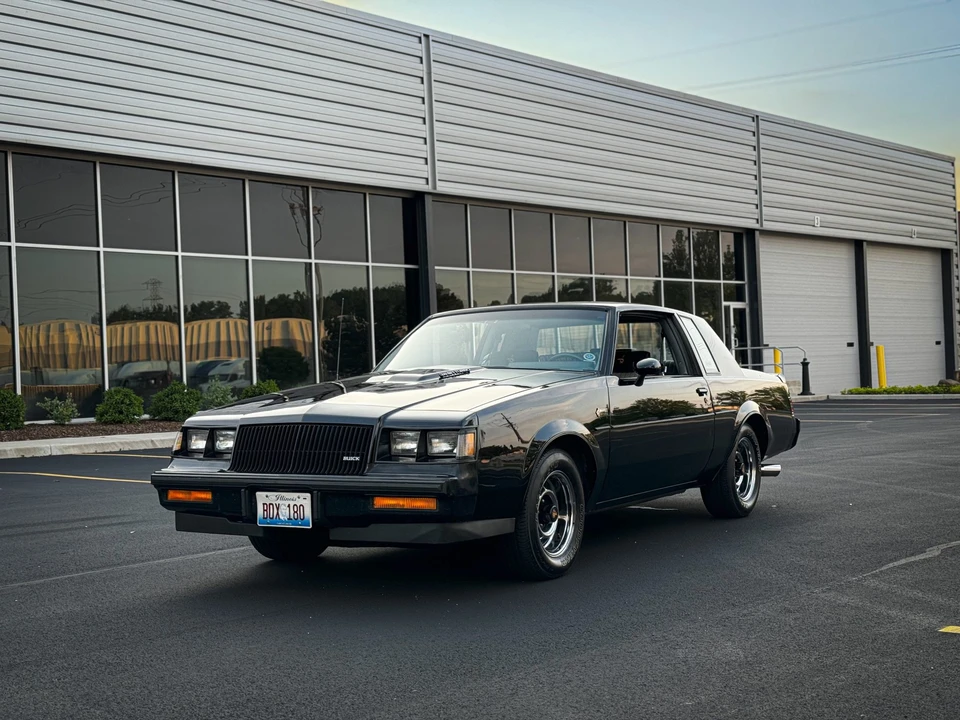 1987 Buick Grand National - Image 2 of 31