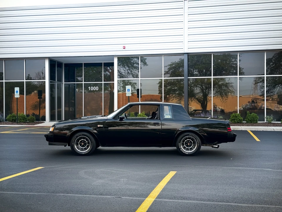 1987 Buick Grand National - Image 3 of 31