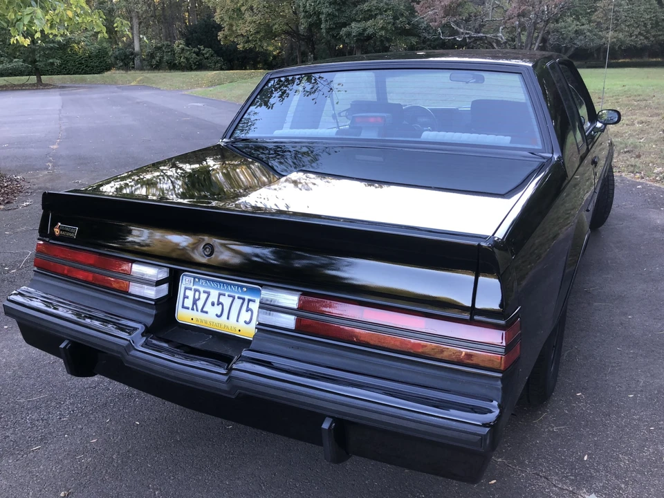 1987 Buick Grand National - Image 27 of 31
