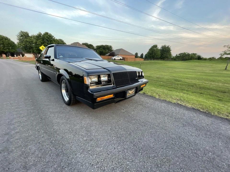 1987 Buick Grand National - Image 28 of 31