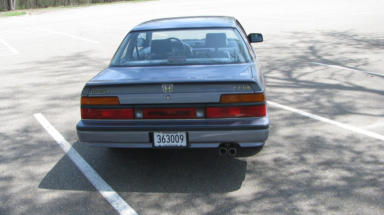 1987 Honda Prelude 2nd Gen - Image 24 of 31