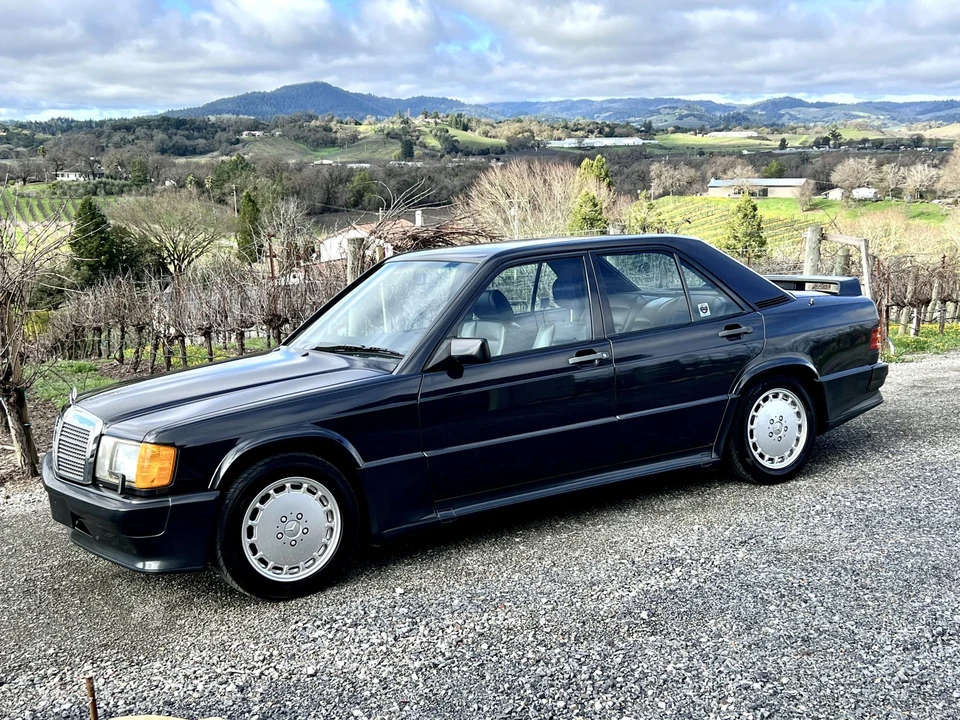 1987 Mercedes-Benz 190E 2.3-16 & 2.5-16 - Image 10 of 31