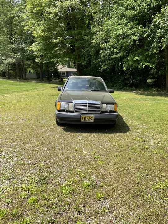 1987 Mercedes-Benz W124 E-Class - Image 3 of 31