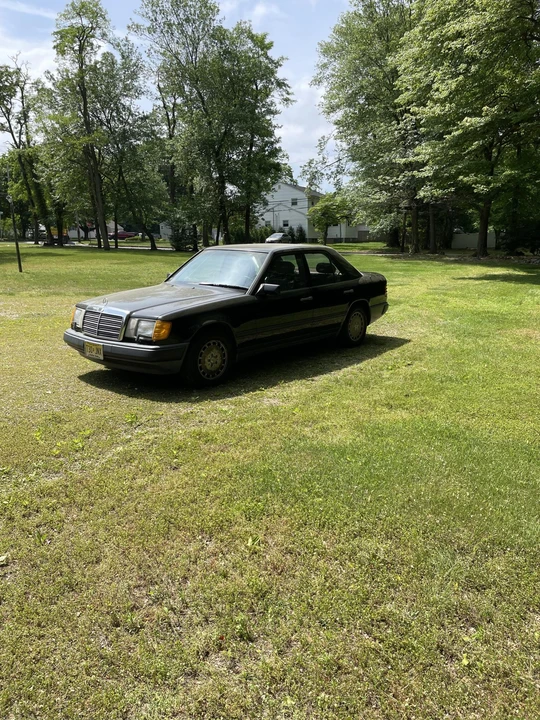 1987 Mercedes-Benz W124 E-Class - Image 5 of 31