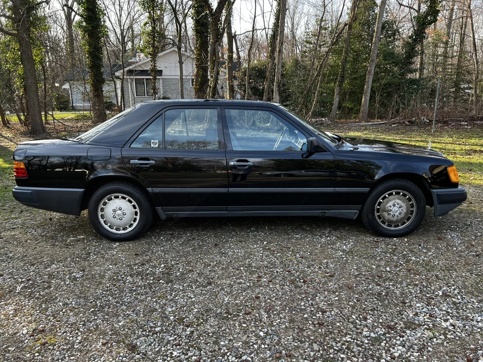 1987 Mercedes-Benz W124 E-Class - Image 21 of 31