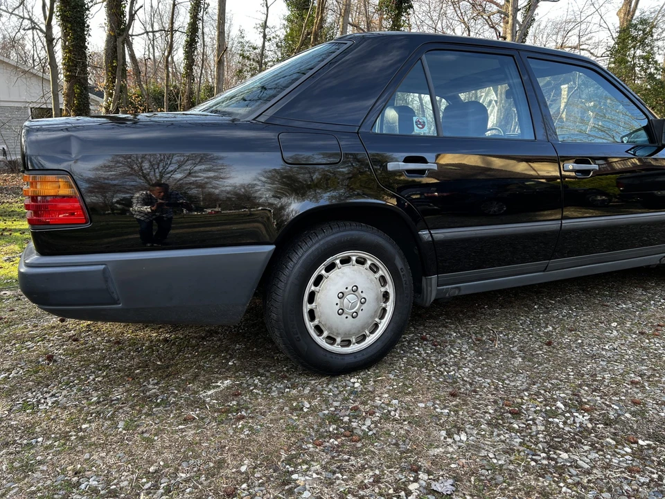 1987 Mercedes-Benz W124 E-Class - Image 24 of 31