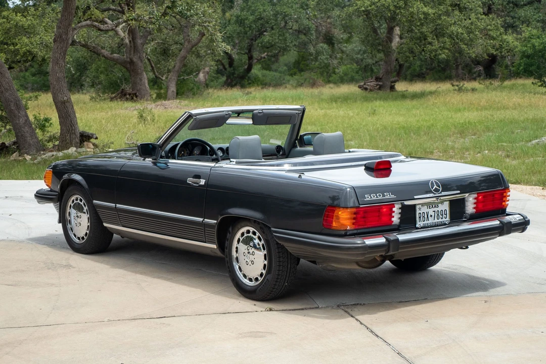 1987 Mercedes-Benz R107 SL-Class - Image 8 of 31