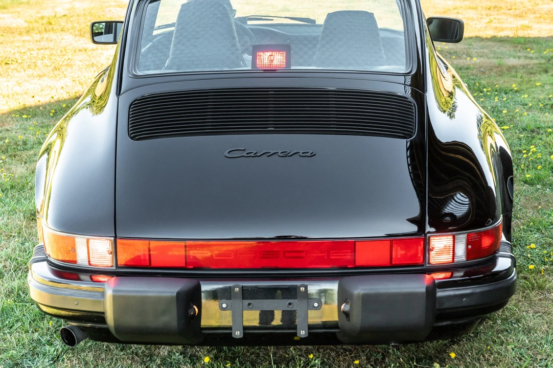 1987 Porsche 911 Carrera 3.2 - Image 12 of 31