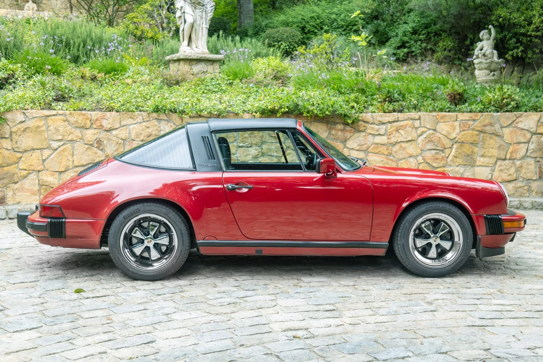 1987 Porsche 911 Carrera 3.2 - Image 13 of 31