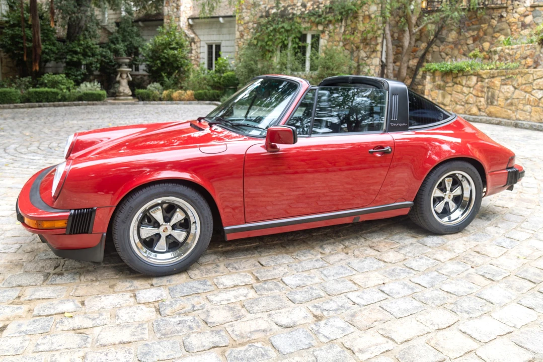 1987 Porsche 911 Carrera 3.2 - Image 9 of 31