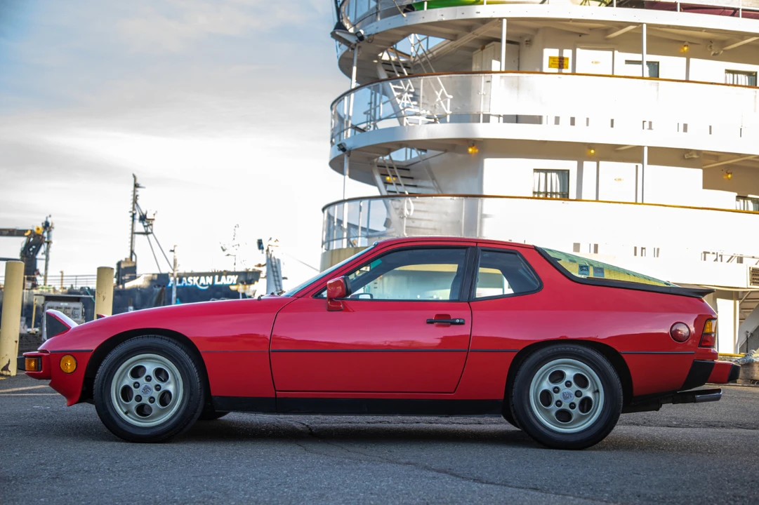 1987 Porsche 924 S - Image 17 of 31