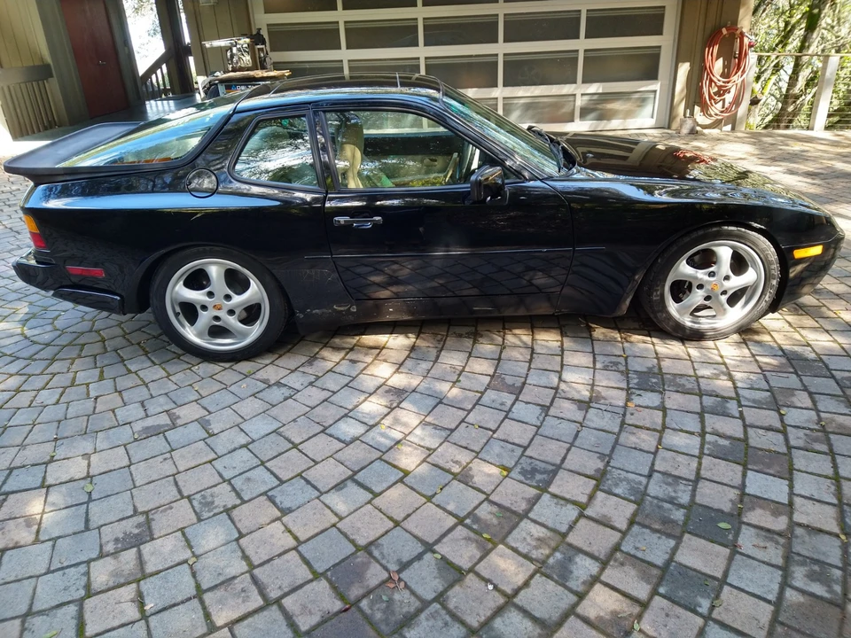1987 Porsche 944 Turbo - Image 9 of 31