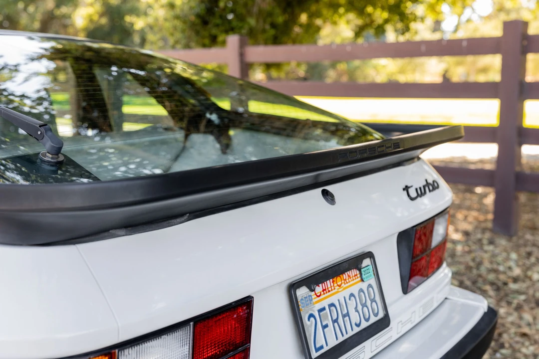 1987 Porsche 944 Turbo - Image 25 of 31