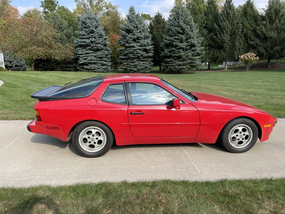 1987 Porsche 944 S - Image 7 of 31