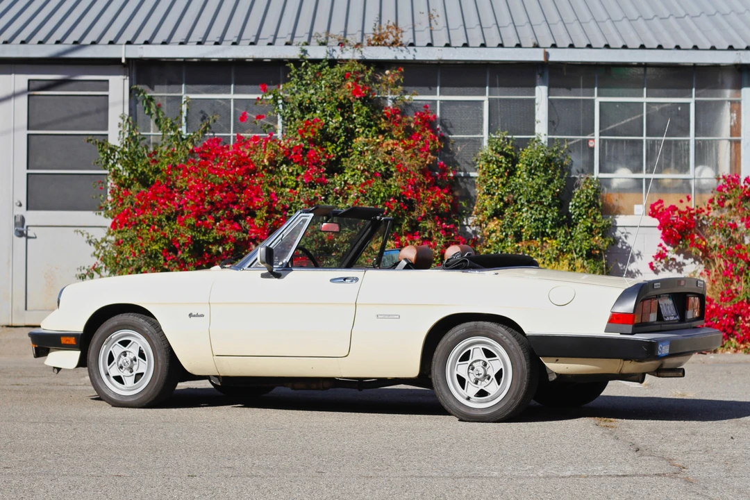 1988 Alfa Romeo Series 3 - Image 2 of 31
