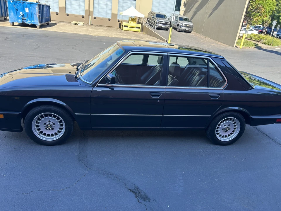 1988 BMW E28 5 Series - Image 4 of 31