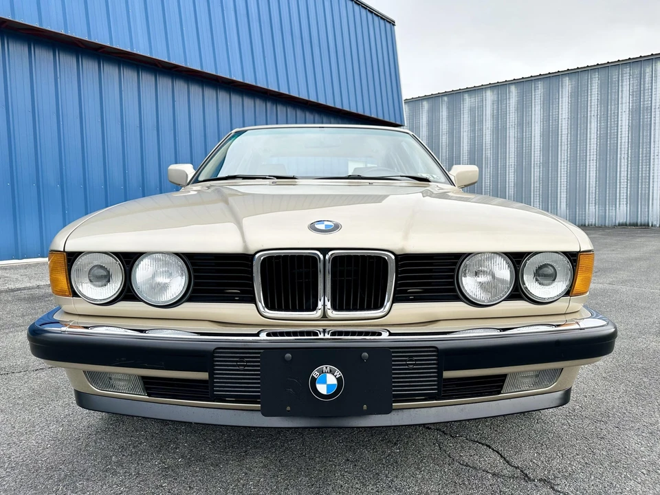 1988 BMW E32 7 Series - Image 7 of 31
