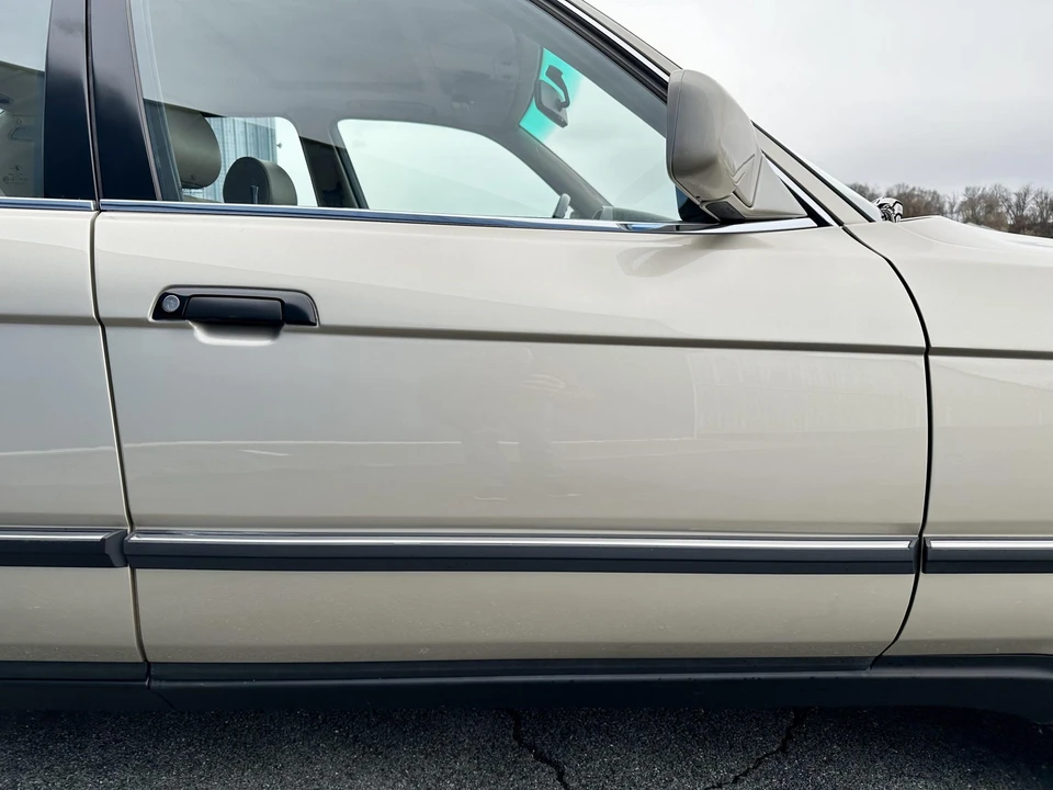 1988 BMW E32 7 Series - Image 29 of 31