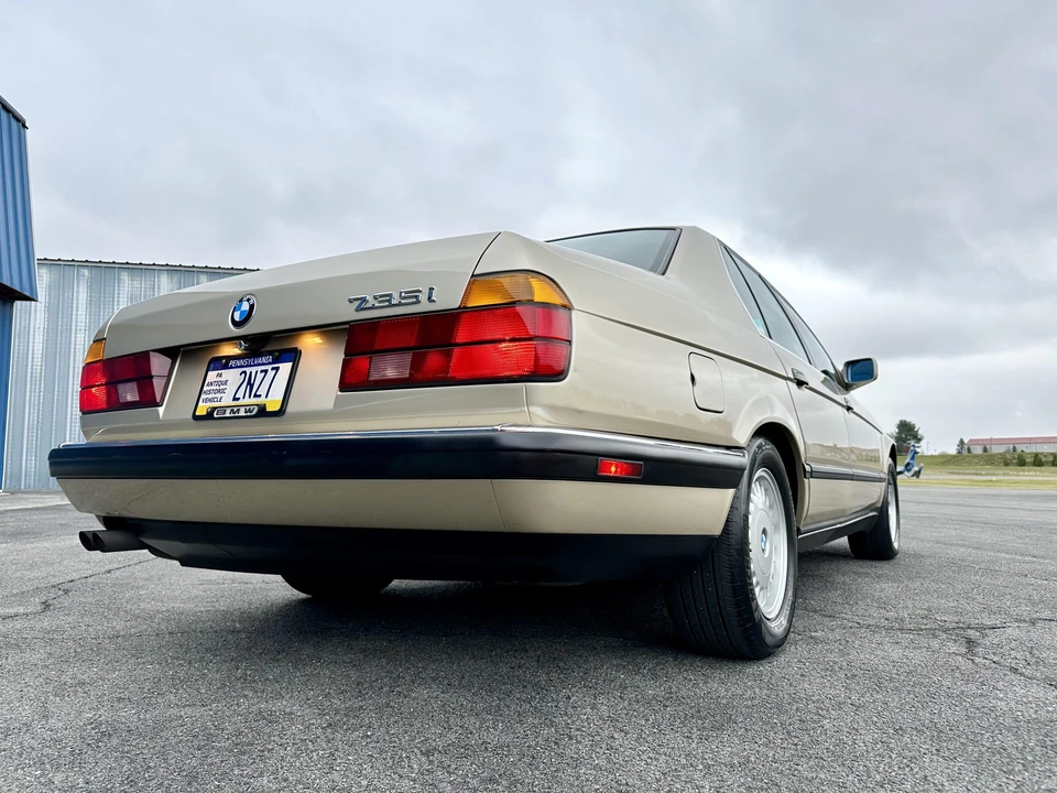 1988 BMW E32 7 Series - Image 16 of 31