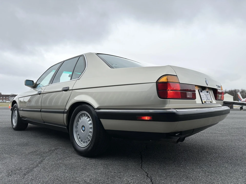 1988 BMW E32 7 Series - Image 21 of 31