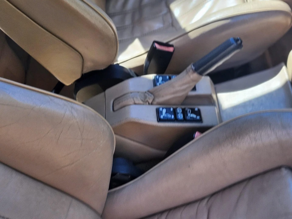 1988 BMW E28 M5 - Image 17 of 31