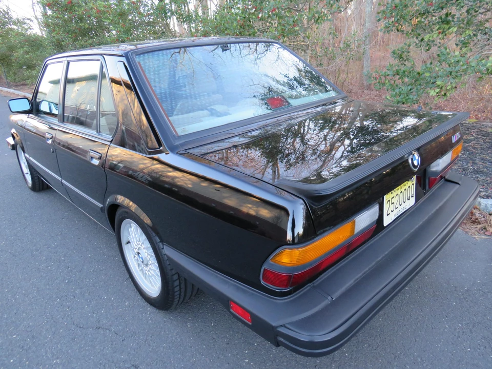 1988 BMW E28 M5 - Image 10 of 31