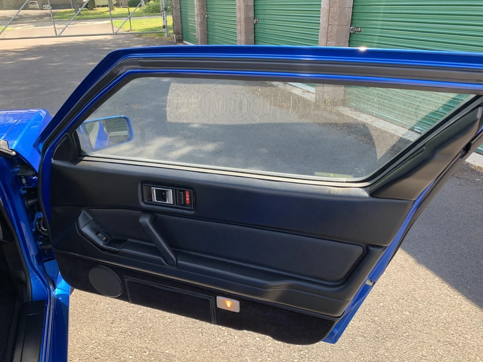 1988 Chrysler Conquest - Image 29 of 31
