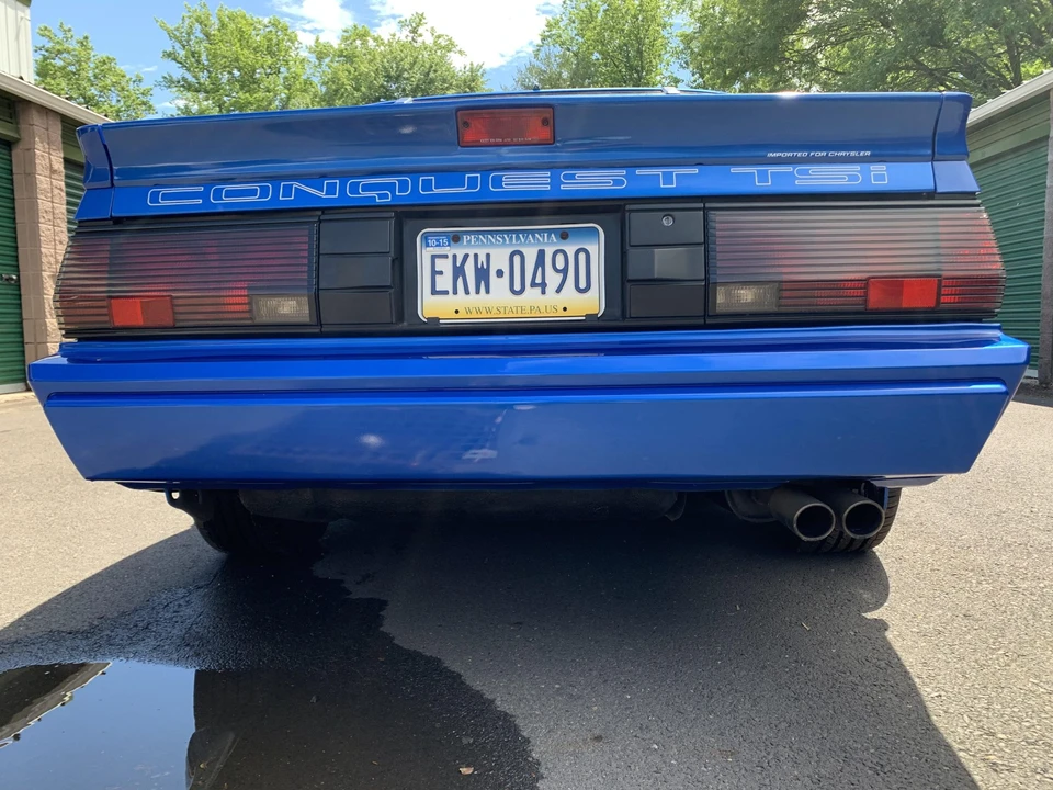 1988 Chrysler Conquest - Image 17 of 31