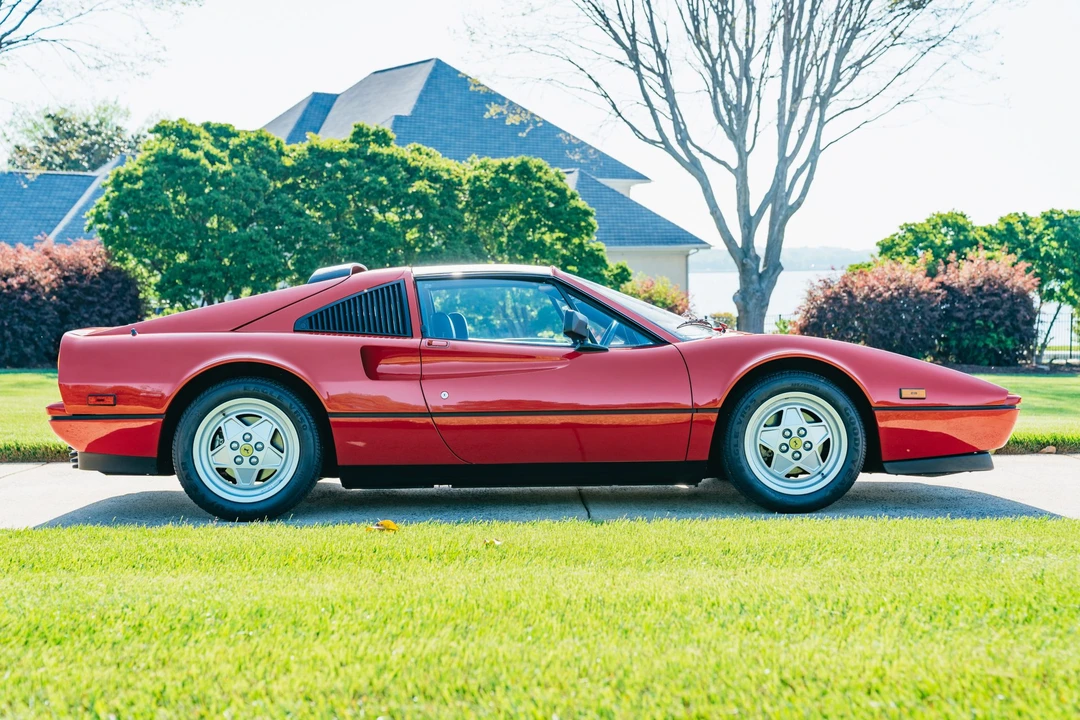 1988 Ferrari 328 GTS - Image 10 of 31