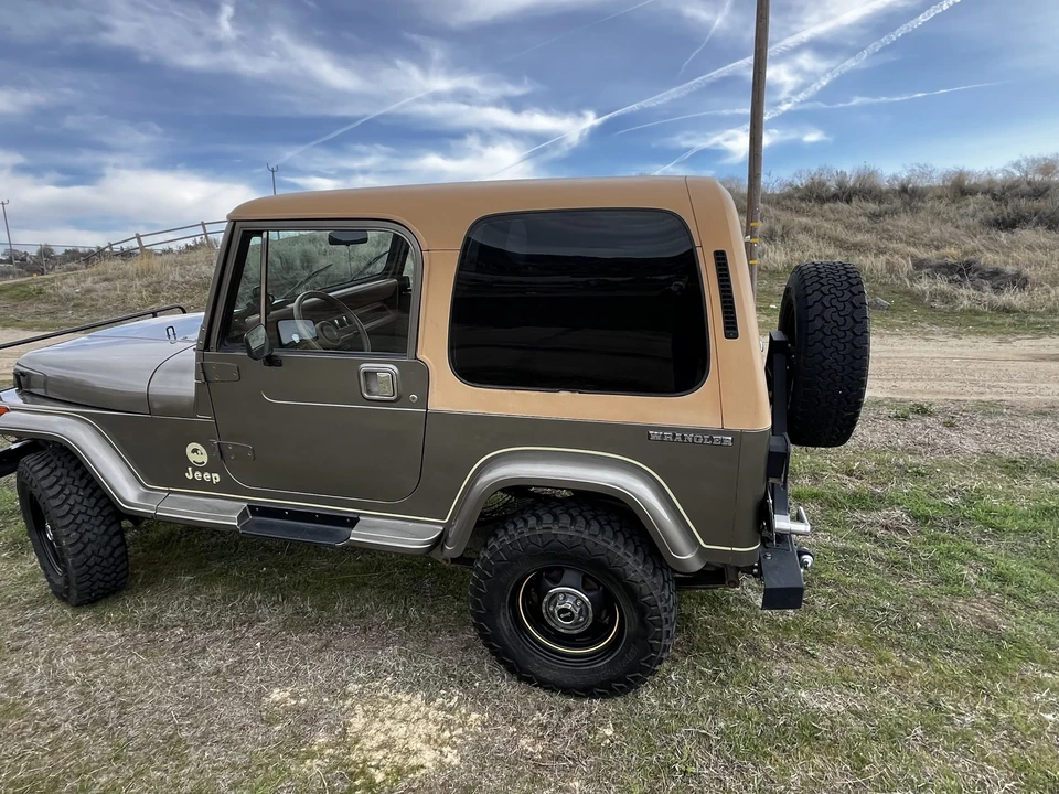 1988 Jeep YJ Wrangler - Image 8 of 31