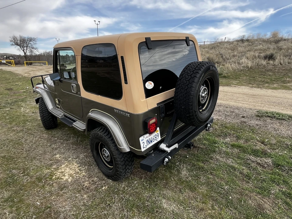 1988 Jeep YJ Wrangler - Image 9 of 31