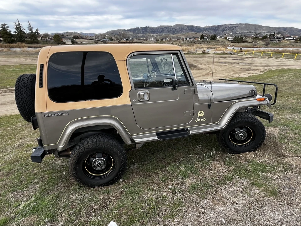 1988 Jeep YJ Wrangler - Image 13 of 31
