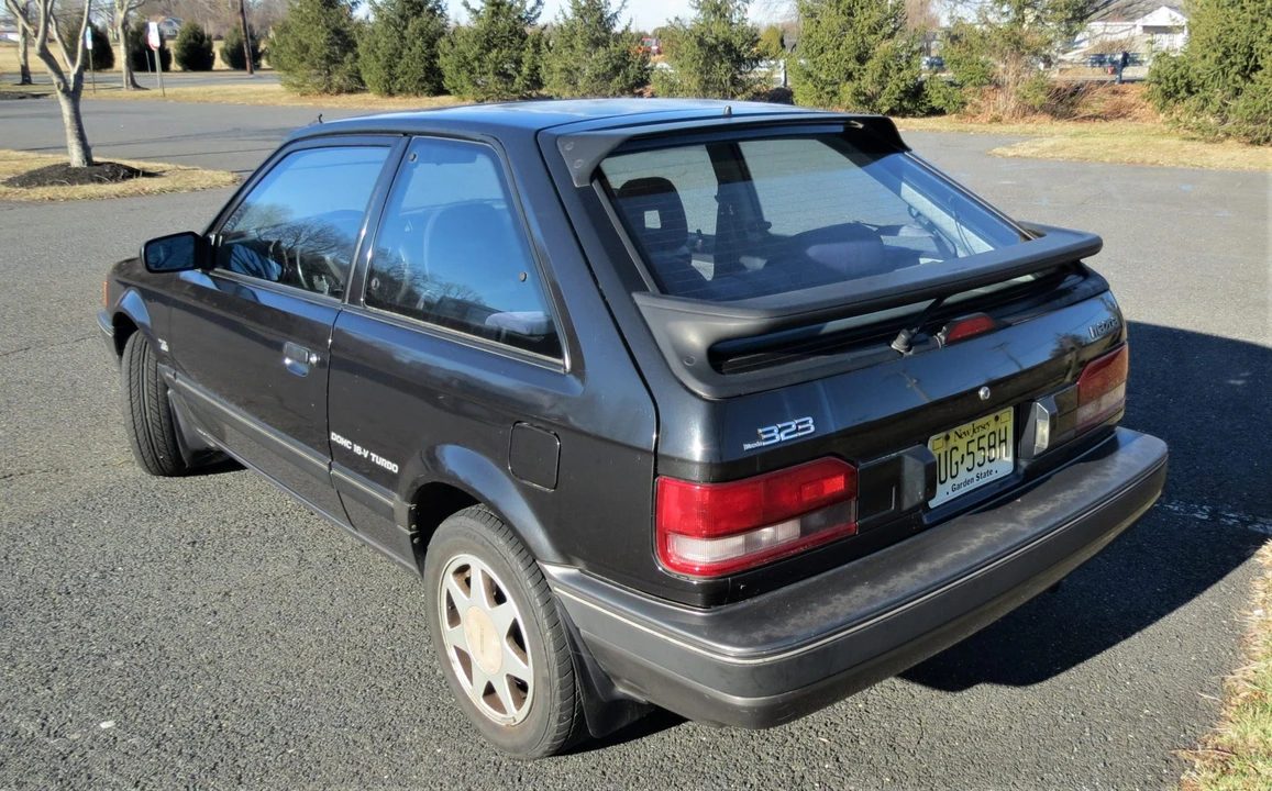 1988 Mazda Protege 6th Gen - Image 9 of 31