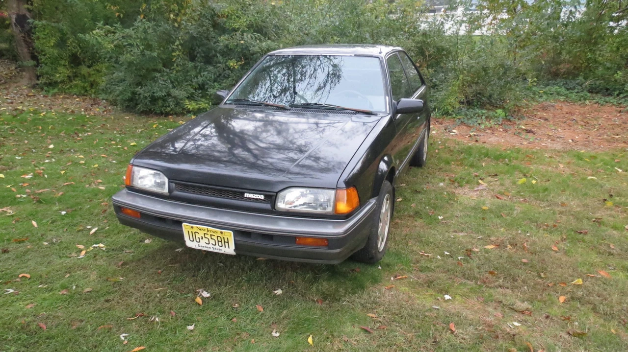 1988 Mazda Protege 6th Gen - Image 24 of 31
