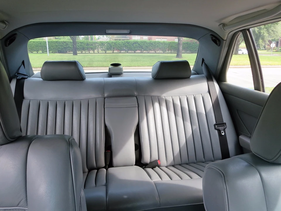 1988 Mercedes-Benz W126 S-Class Sedan - Image 28 of 31