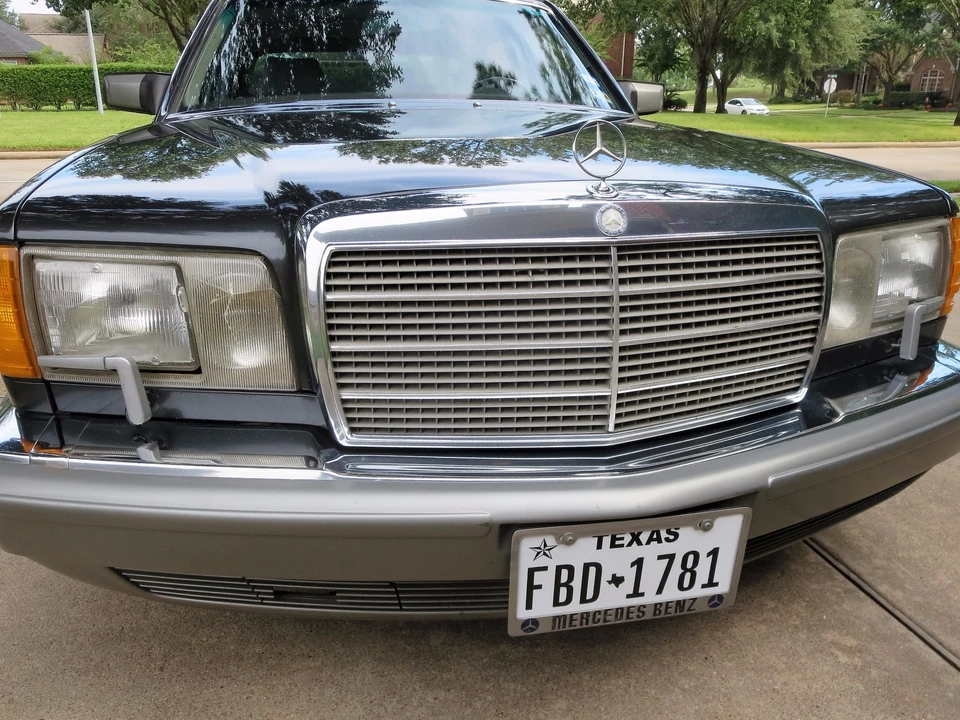 1988 Mercedes-Benz W126 S-Class Sedan - Image 5 of 31