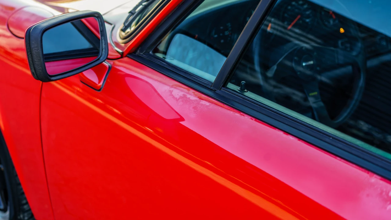 1988 Porsche 911 Carrera 3.2 - Image 24 of 31