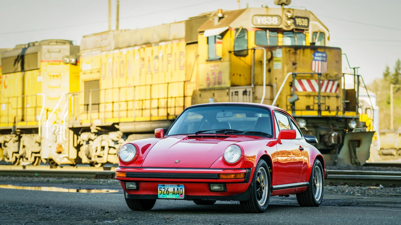 1988 Porsche 911 Carrera 3.2 - Image 3 of 31