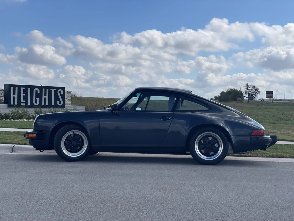 1988 Porsche 911 Carrera 3.2 - Image 16 of 31
