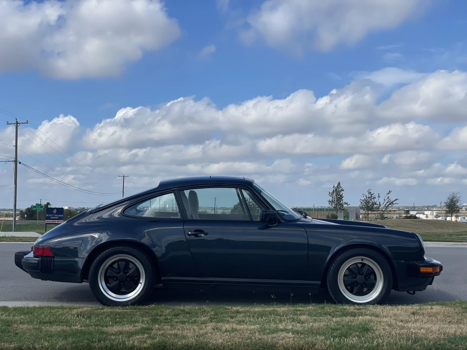 1988 Porsche 911 Carrera 3.2 - Image 7 of 31