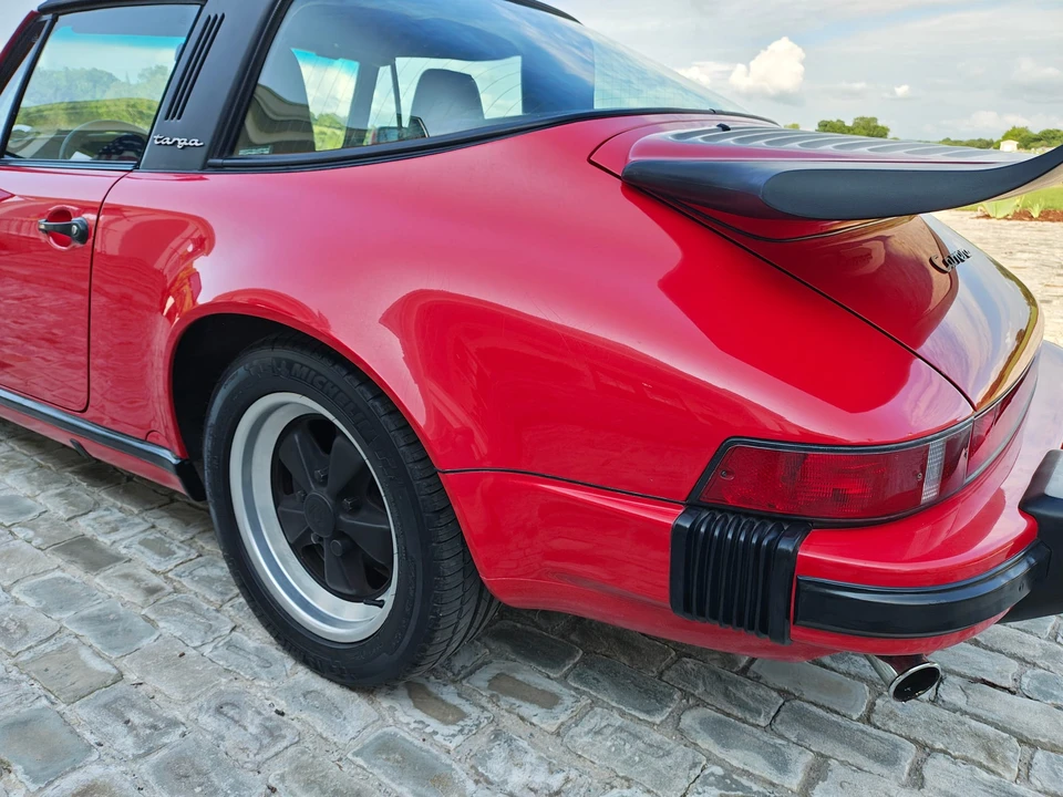 1988 Porsche 911 Carrera 3.2 - Image 31 of 31